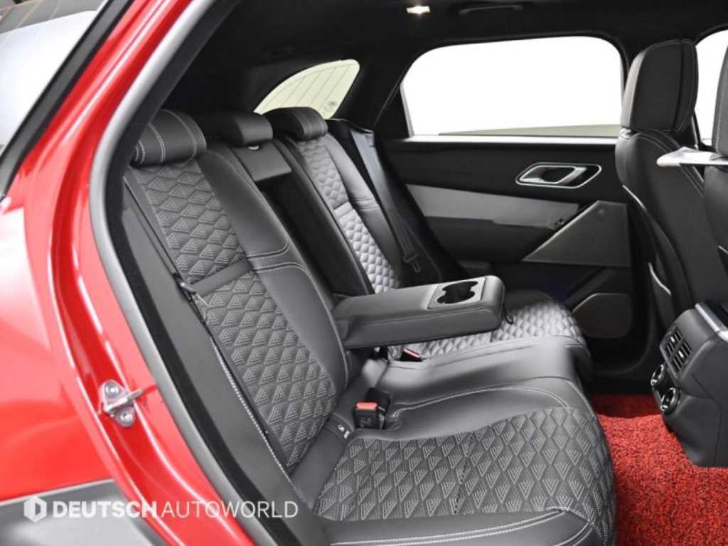 Land Rover Range Rover Velar — photo 12