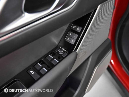 Land Rover Range Rover Velar — photo 16