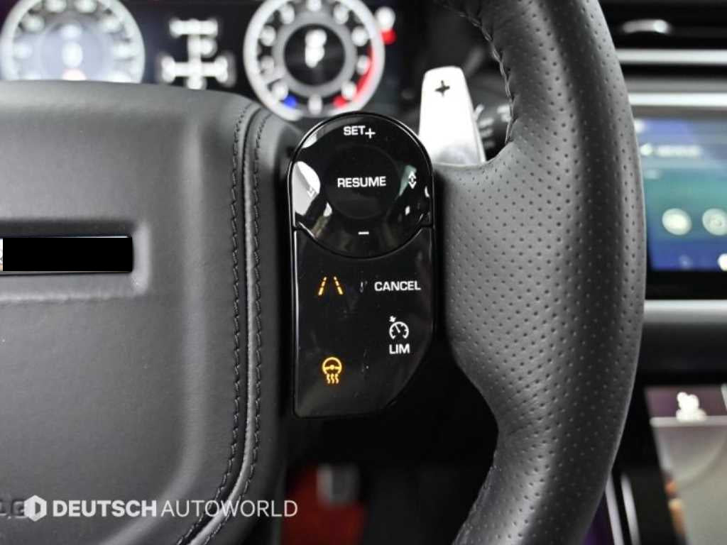 Land Rover Range Rover Velar — photo 17
