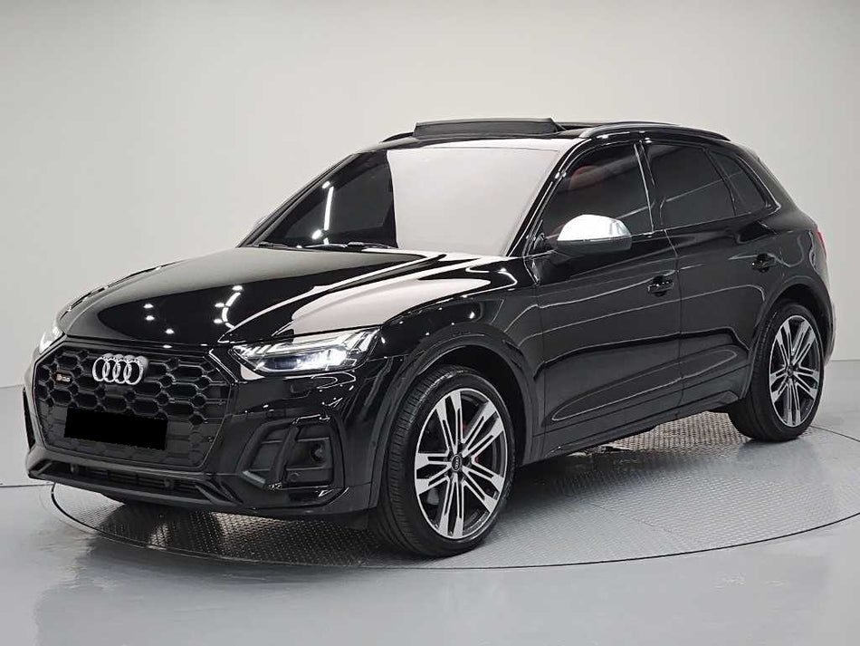 Audi SQ5 — photo 01