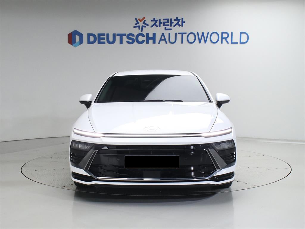 Hyundai Sonata — photo 03