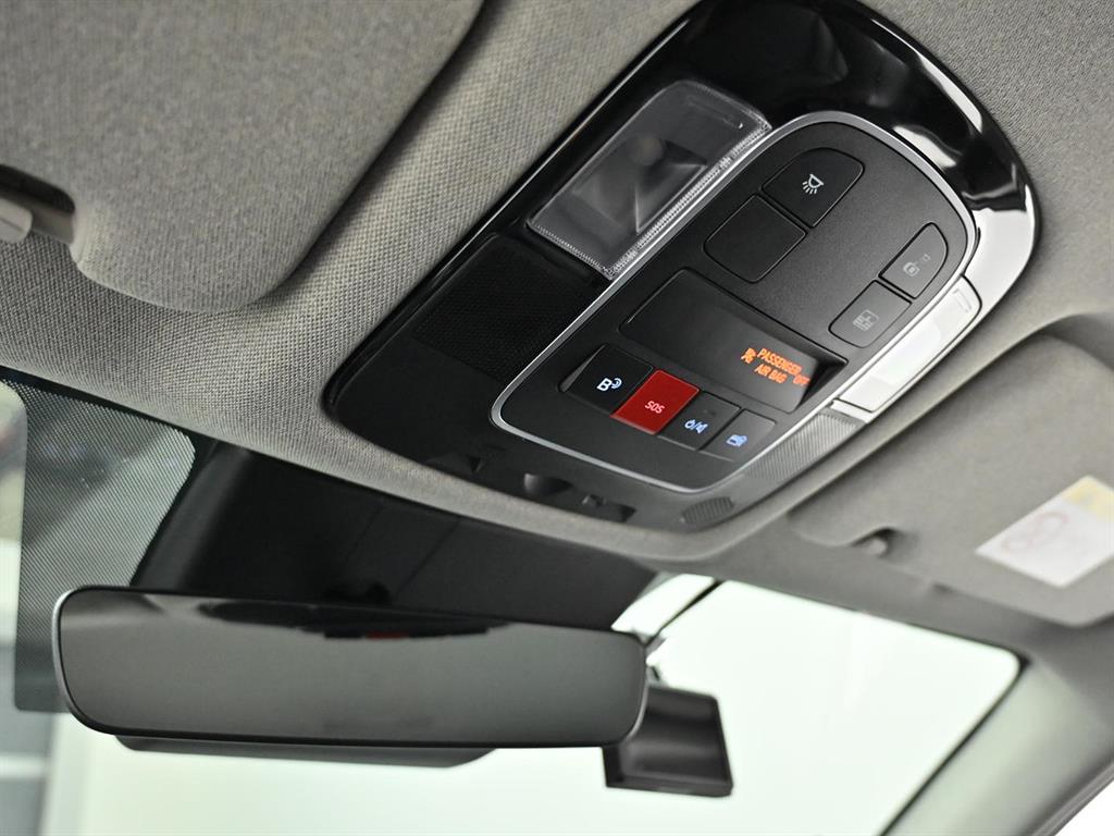 Hyundai Sonata — photo 17