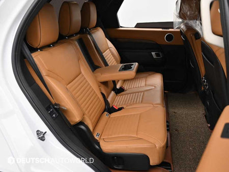 Land Rover Discovery — photo 12