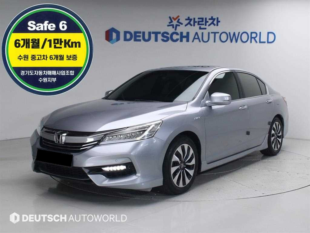 Honda Accord — photo 01