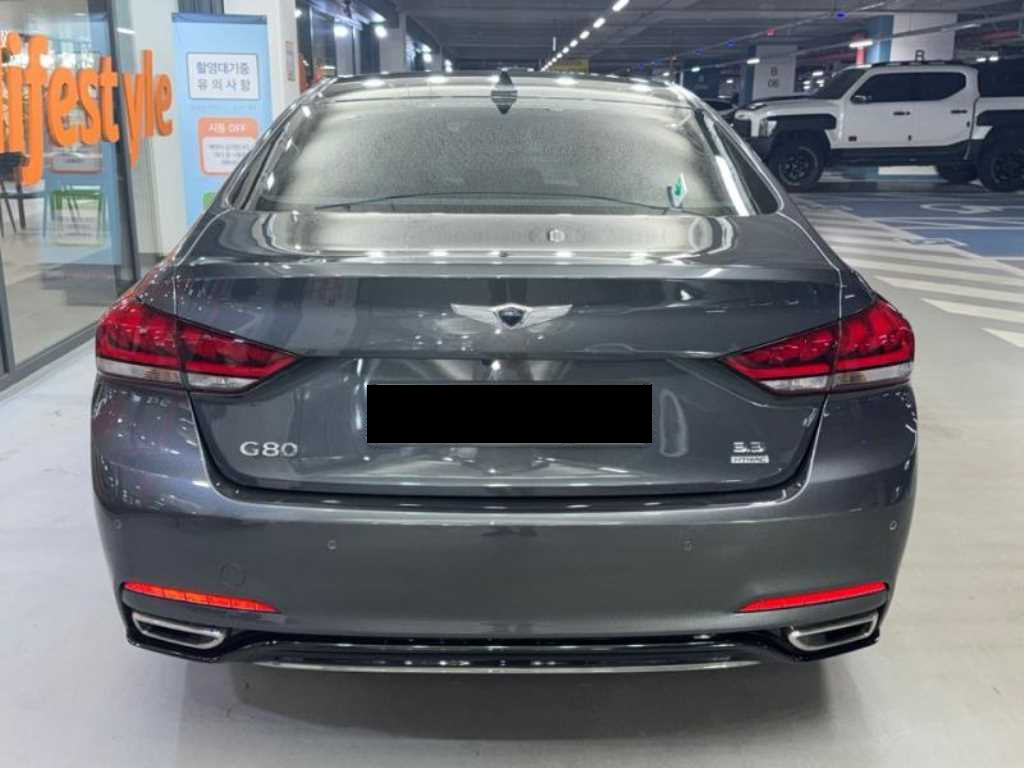 Genesis G80 — photo 05
