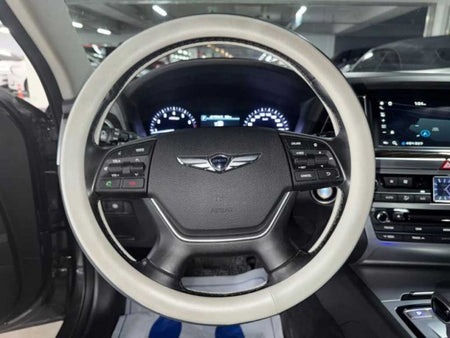 Genesis G80 — photo 08