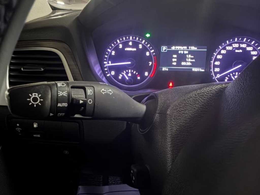 Genesis G80 — photo 13