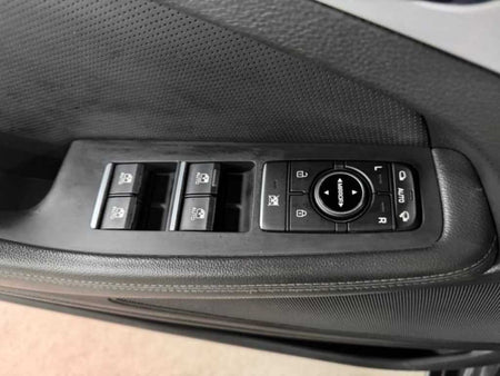 Genesis G80 — photo 16