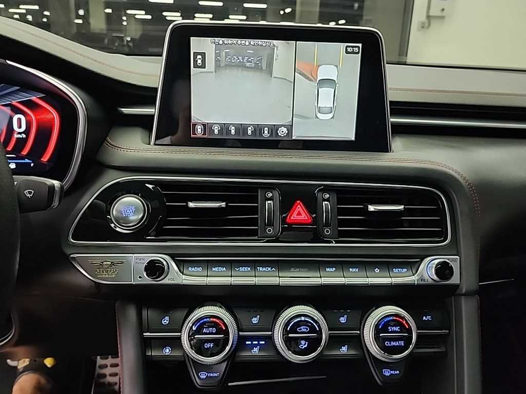 Genesis G70 — photo 11