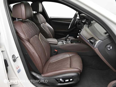 BMW 5-Series — photo 10