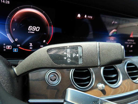 Mercedes-Benz E-Class — photo 11