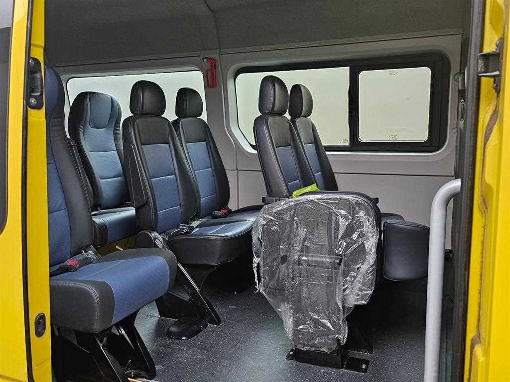 RENAULT Master — photo 01