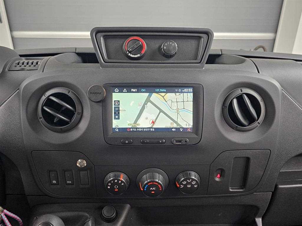 RENAULT Master — photo 14