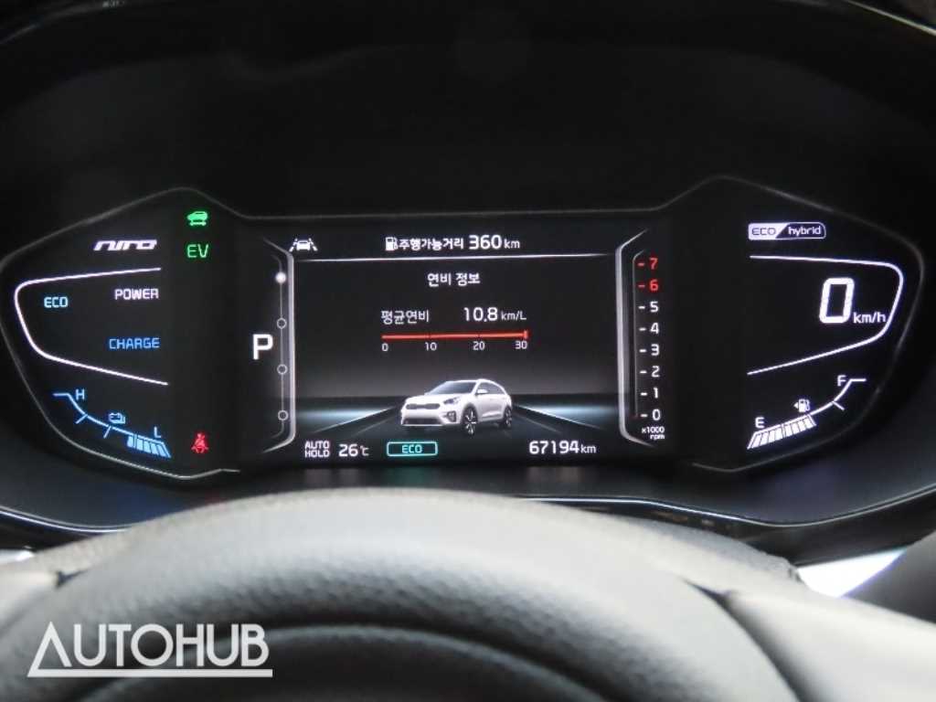 Kia Niro — photo 06