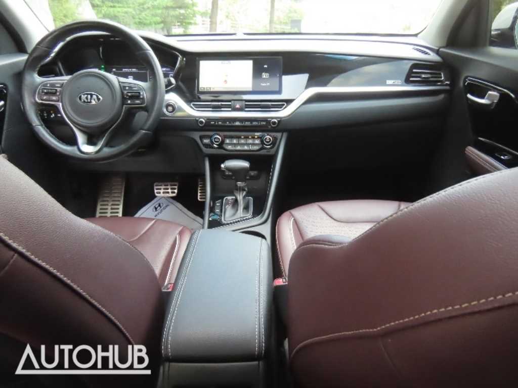 Kia Niro — photo 16