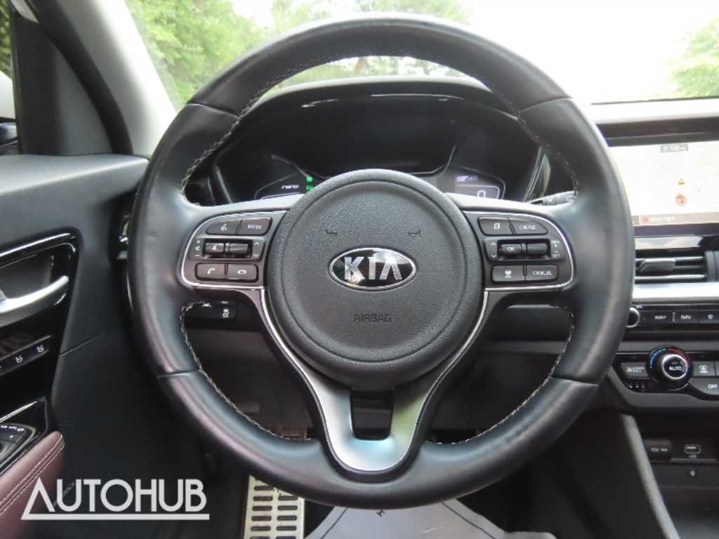 Kia Niro — photo 17