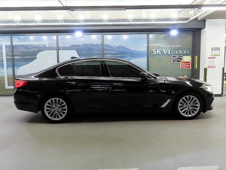 BMW 5-Series — photo 03
