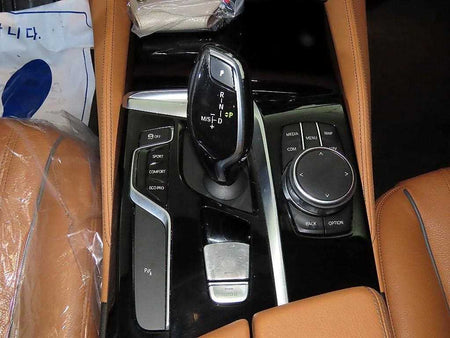 BMW 5-Series — photo 12