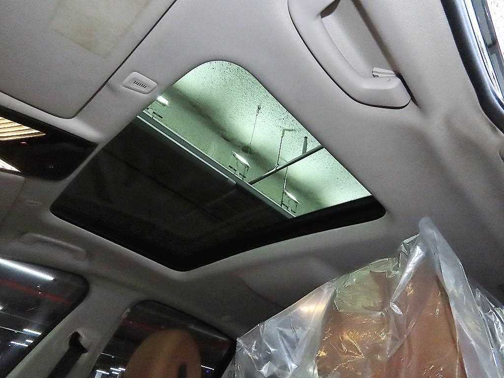 BMW 5-Series — photo 16