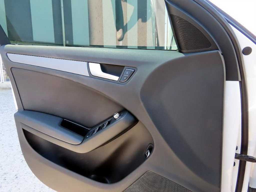 Audi A4 — photo 11