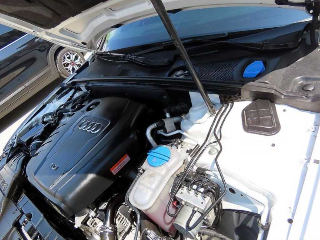 Audi A4 — photo 17