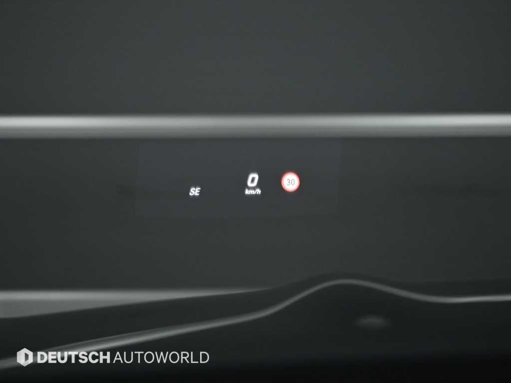 Mercedes-Benz E-Class — photo 17