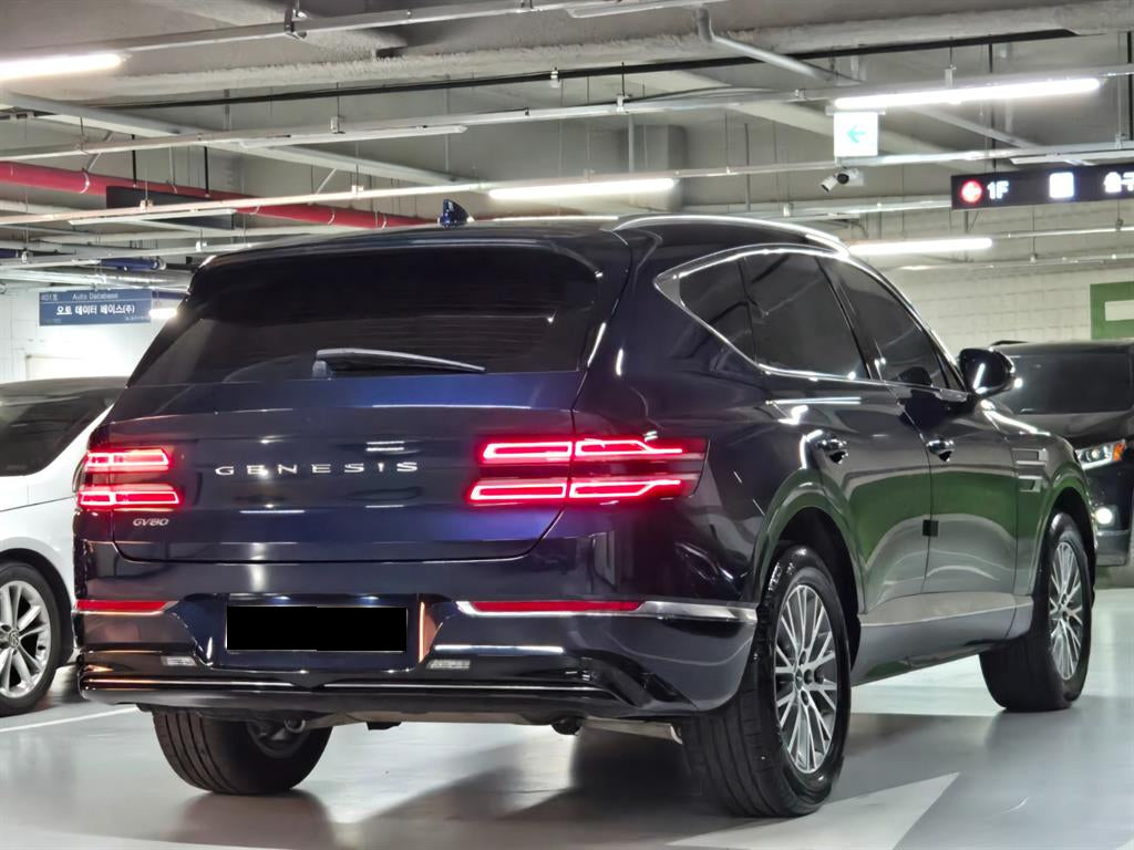 Genesis GV80 — photo 04
