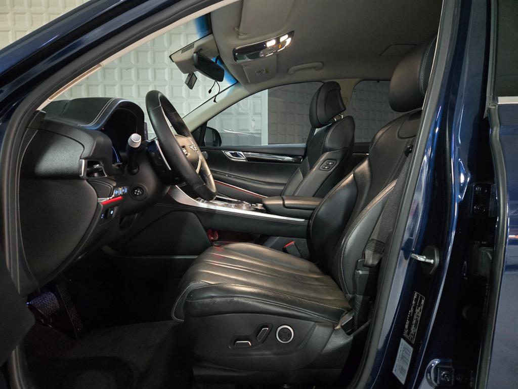 Genesis GV80 — photo 06
