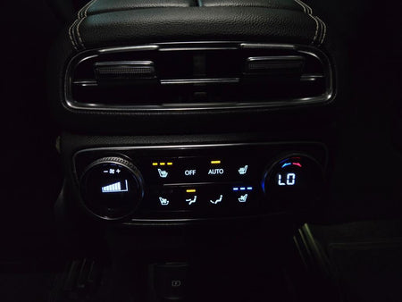 Genesis GV80 — photo 18