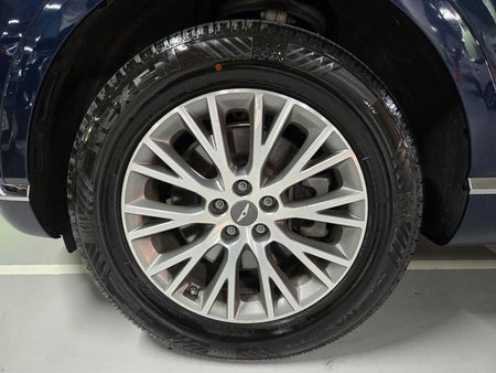 Genesis GV80 — photo 19