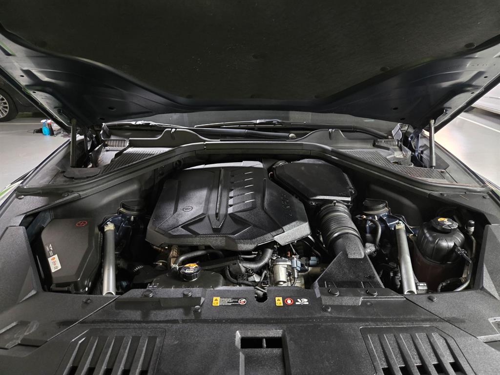 Genesis GV80 — photo 20