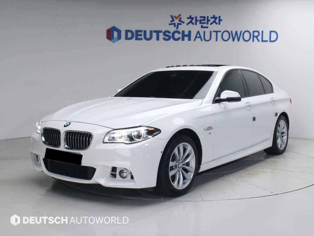 BMW 5-Series — photo 01