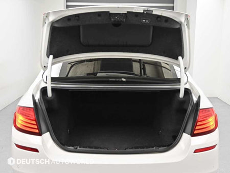BMW 5-Series — photo 05