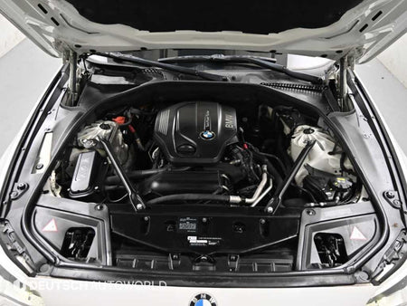 BMW 5-Series — photo 07