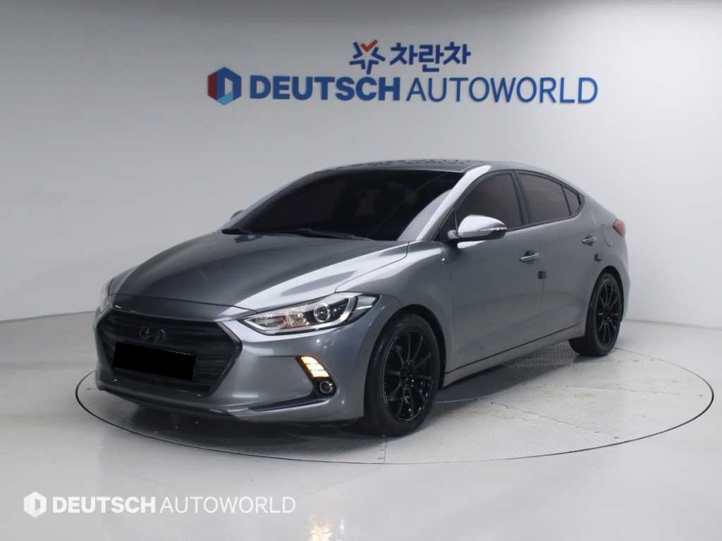 Hyundai Avante — photo 01