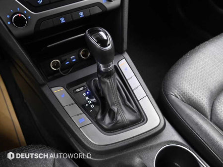 Hyundai Avante — photo 08