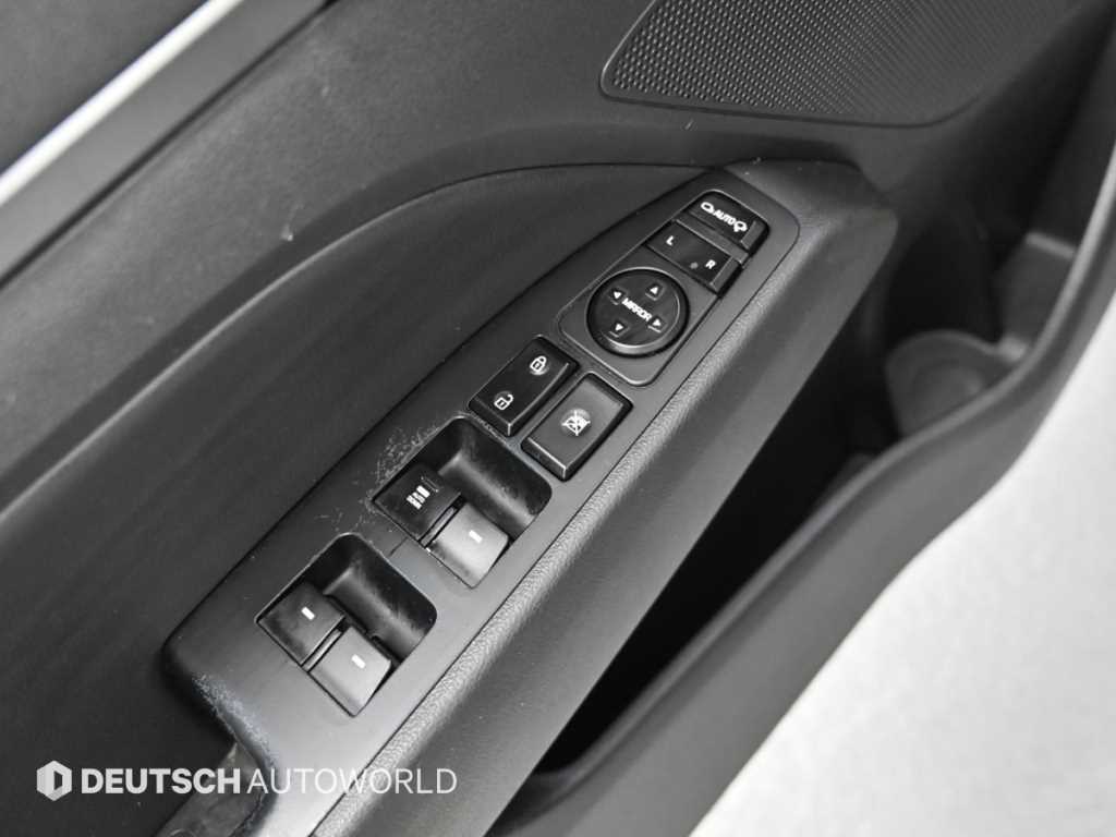Hyundai Avante — photo 10