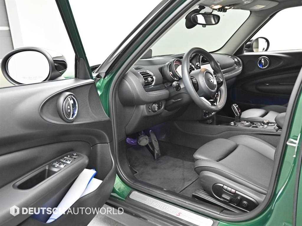 Mini Clubman — photo 11