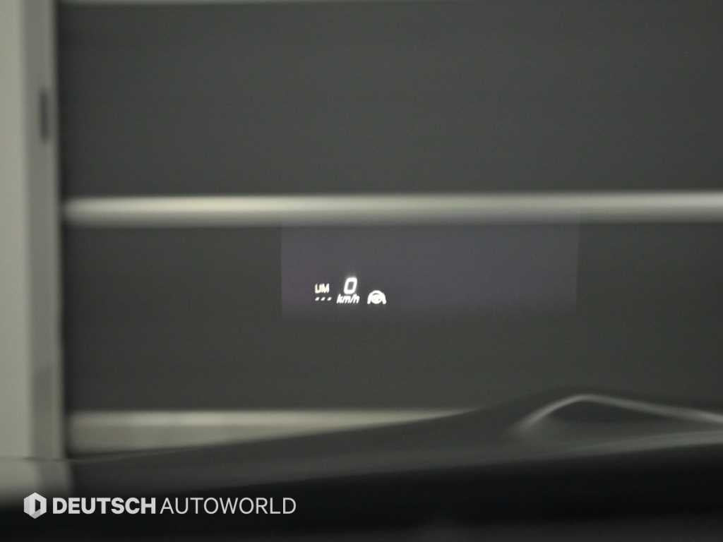 Mercedes-Benz AMG GT — photo 17