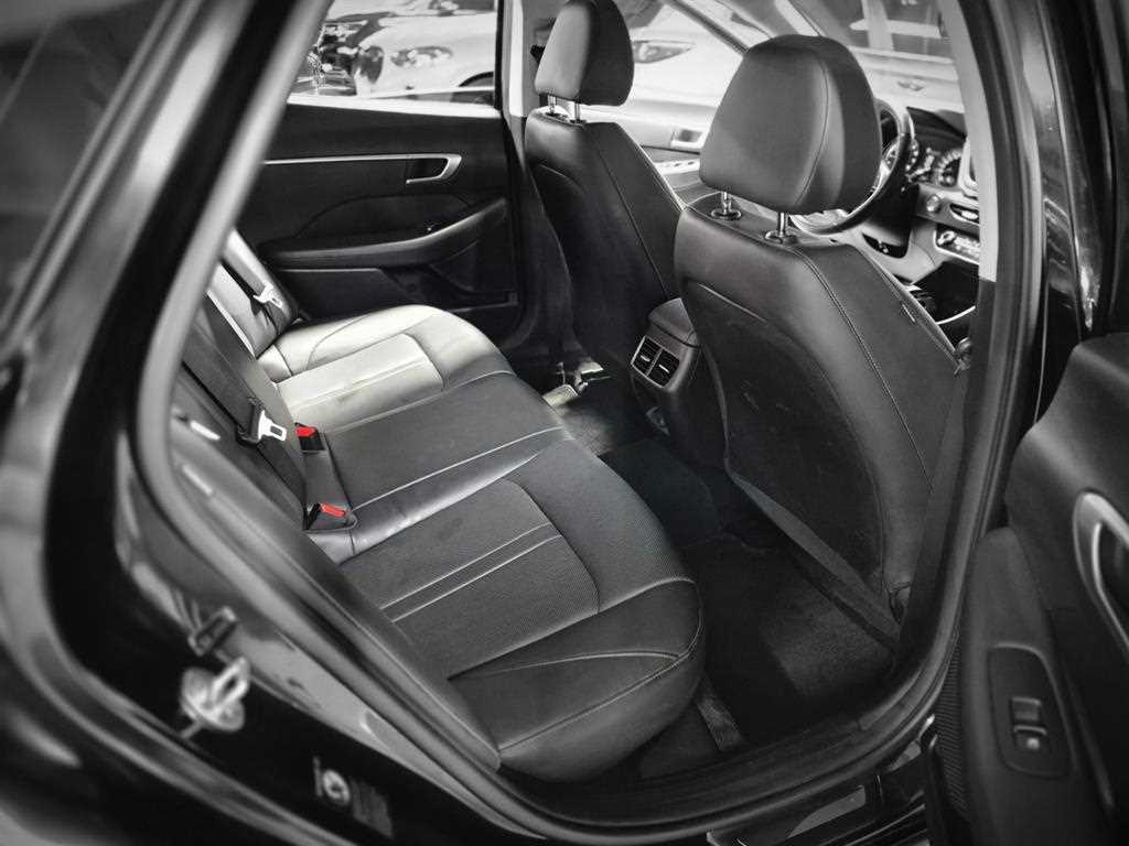 Hyundai Sonata — photo 09