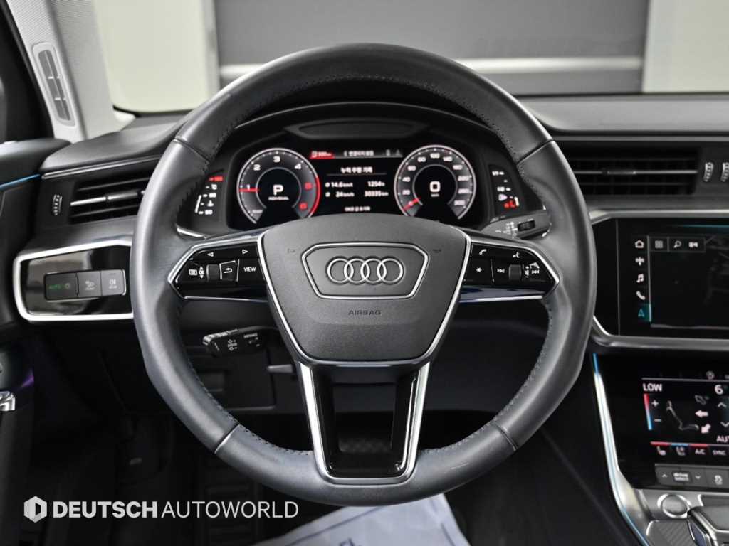 Audi A6 — photo 13