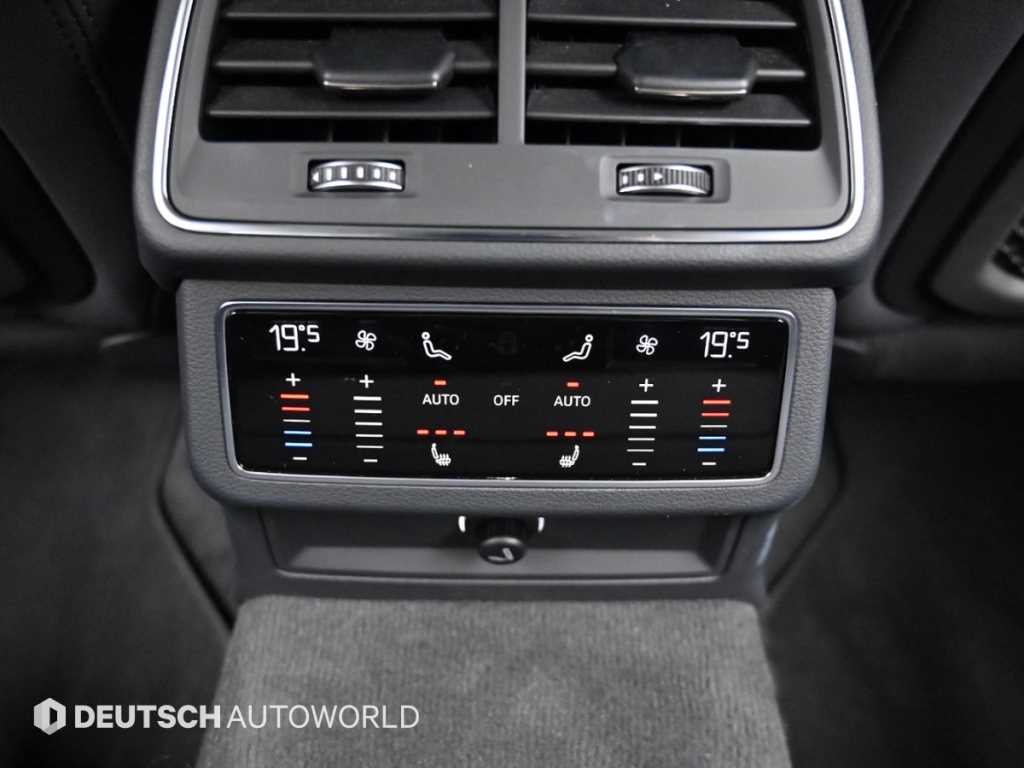Audi A6 — photo 16