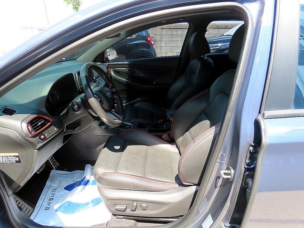 Hyundai i30 — photo 05