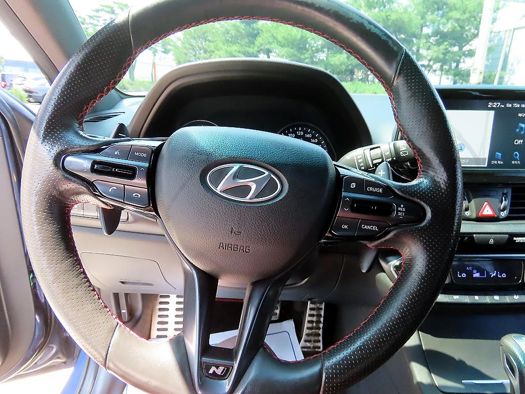 Hyundai i30 — photo 08