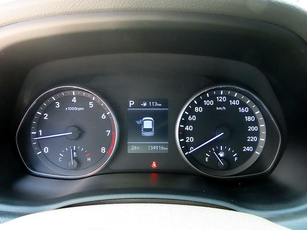 Hyundai i30 — photo 09
