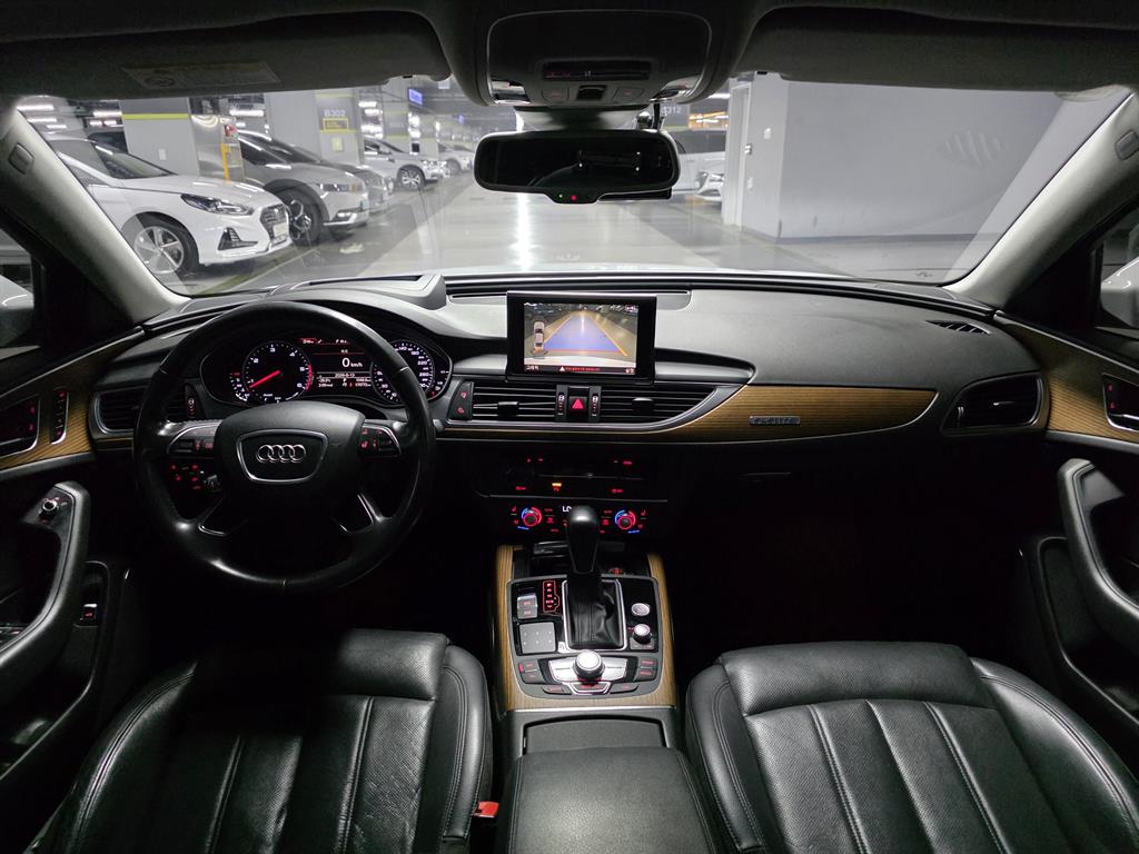 Audi A6 — photo 05