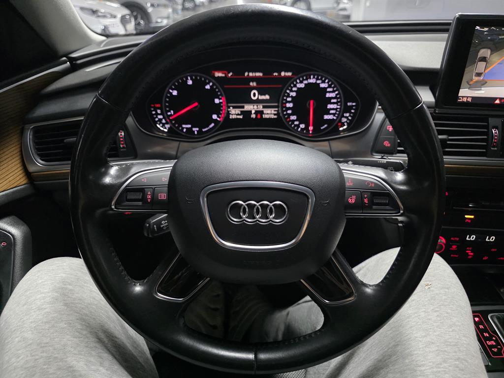 Audi A6 — photo 09