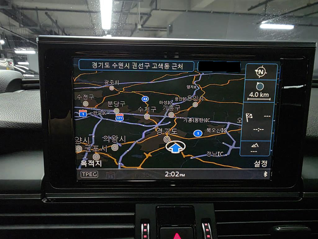 Audi A6 — photo 11