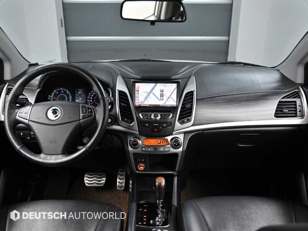 KGM KORANDO — photo 08