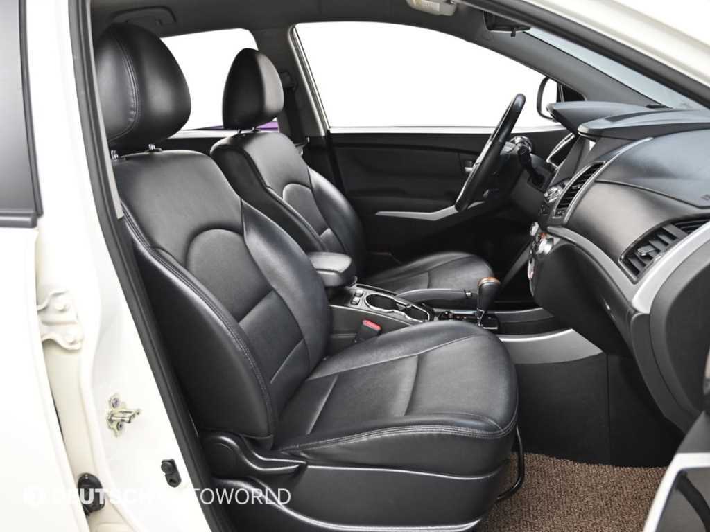 KGM KORANDO — photo 11